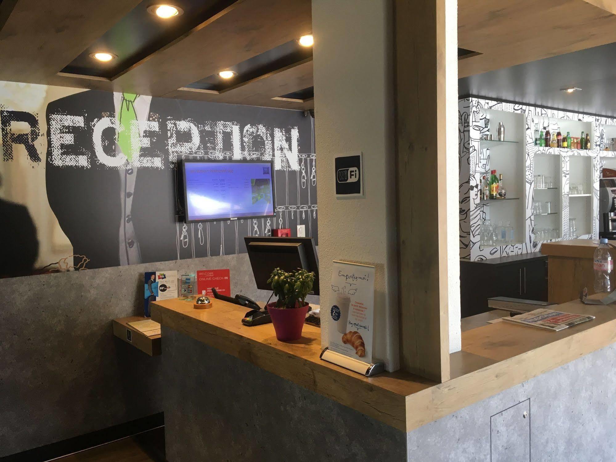 Ibis Budget Perpignan Sud Экстерьер фото
